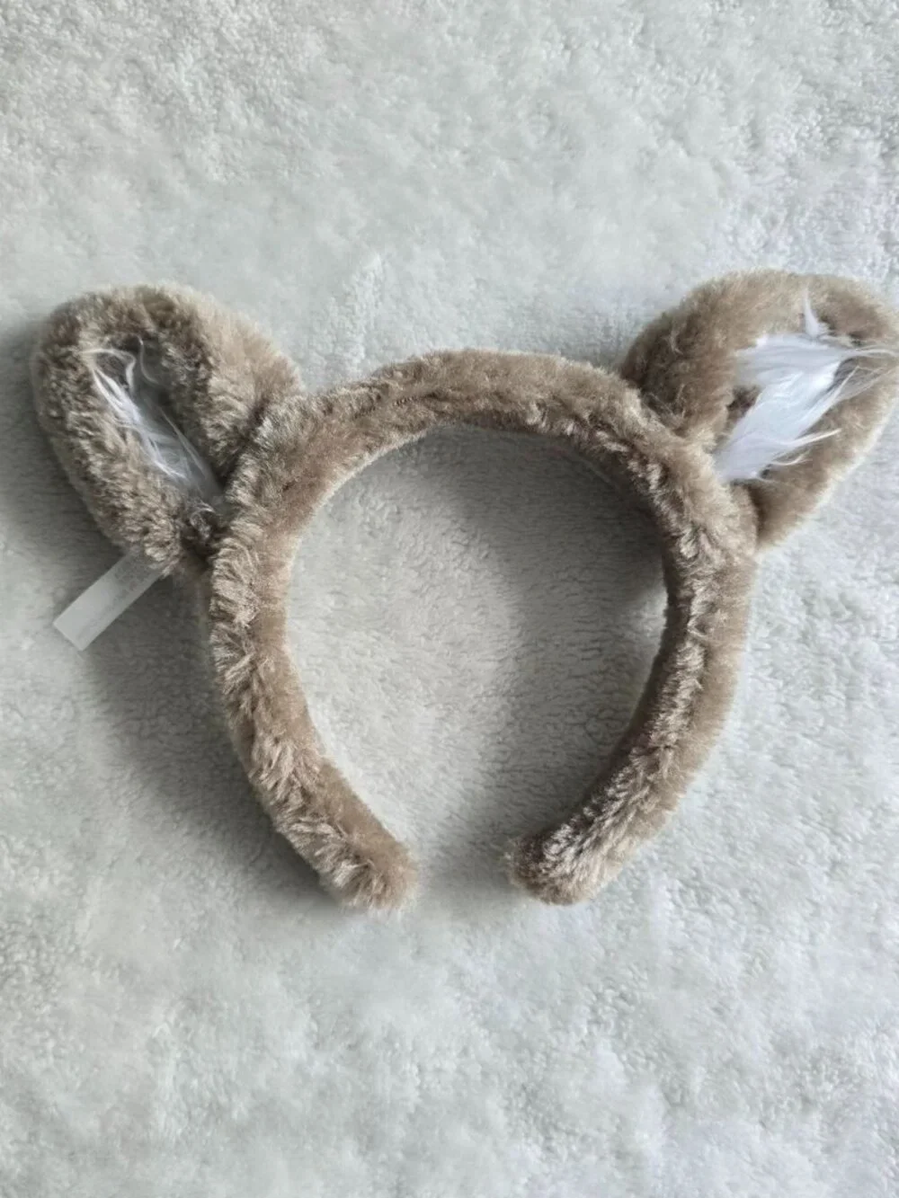 faux fur bunny / cat ears headband with white feathers